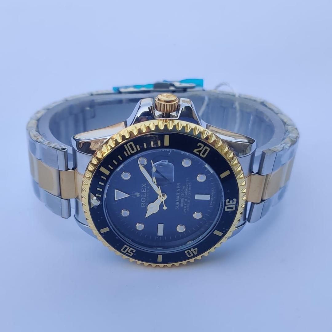Men's Quartz Round Stainless Steel Watch - 1 Pc (Copy)