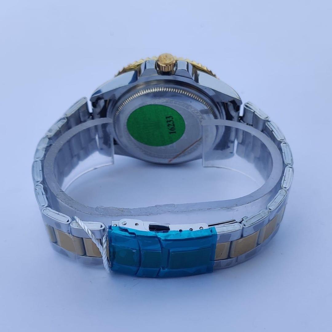 Men's Quartz Round Stainless Steel Watch - 1 Pc (Copy)