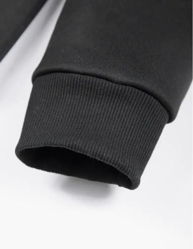 Fabric: Fleece• Pattern: Plain
